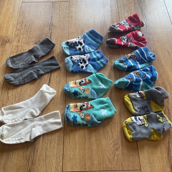 Toddler socks bundle - Picture 2 of 3